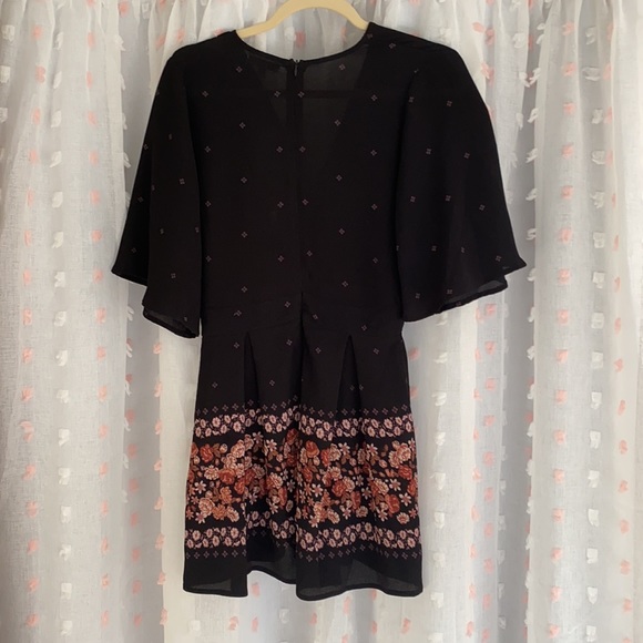 Flowing romper - Picture 3 of 4